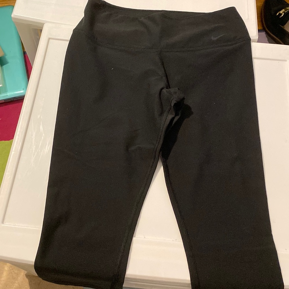 Nike Dri-Fit 3/4 cropped/capri leggings
